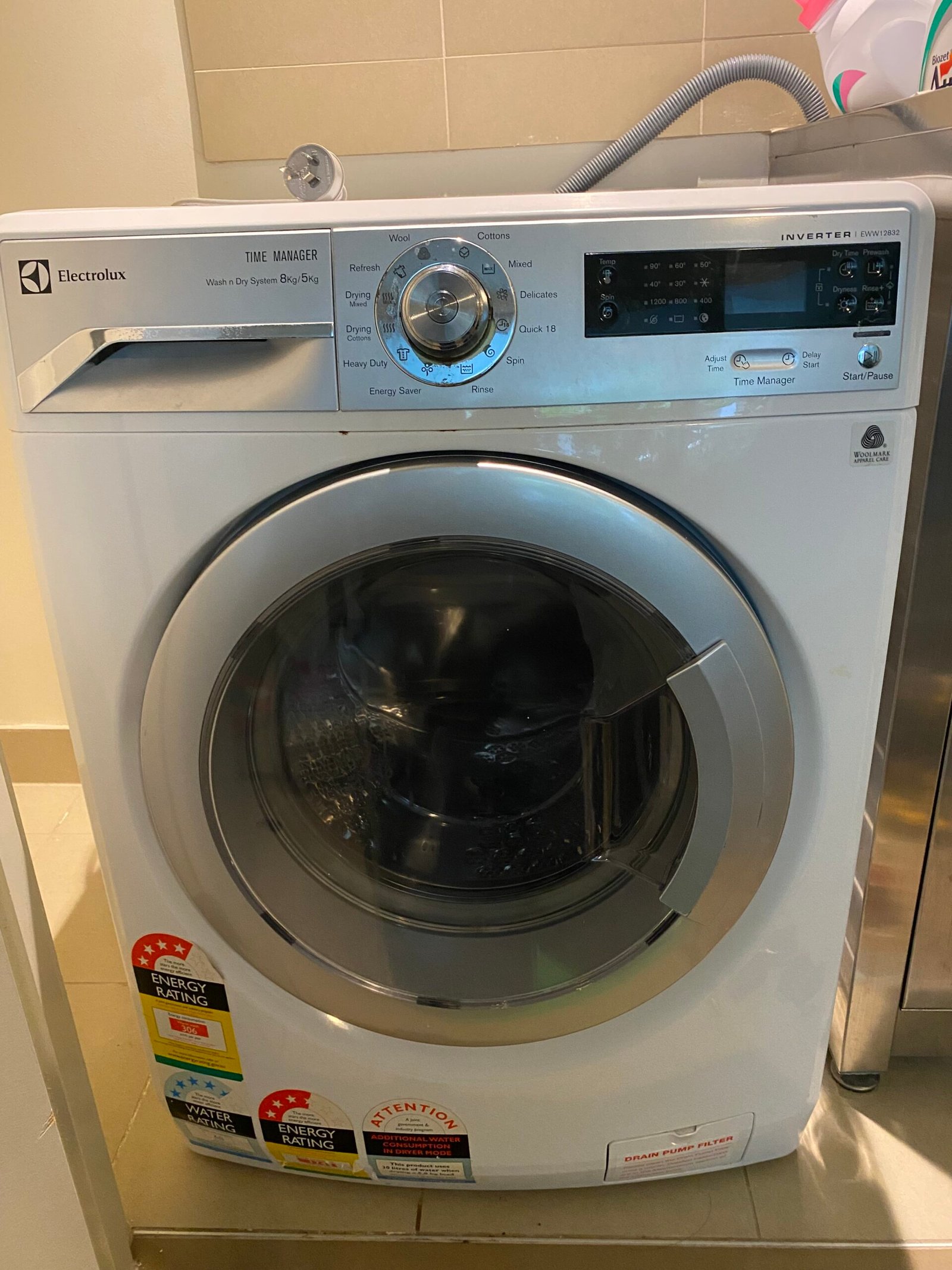 Image hover effect image