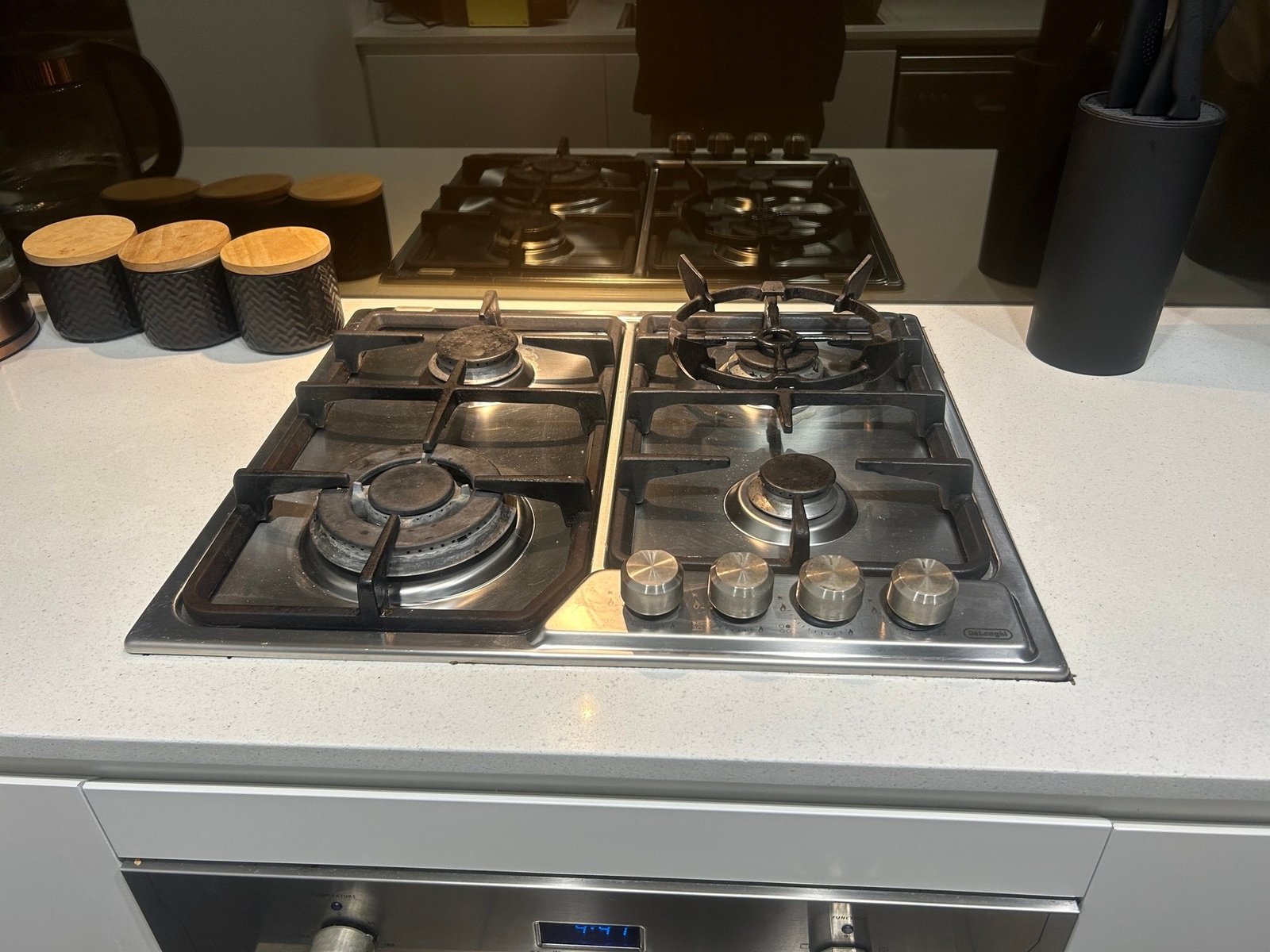 Image hover effect image