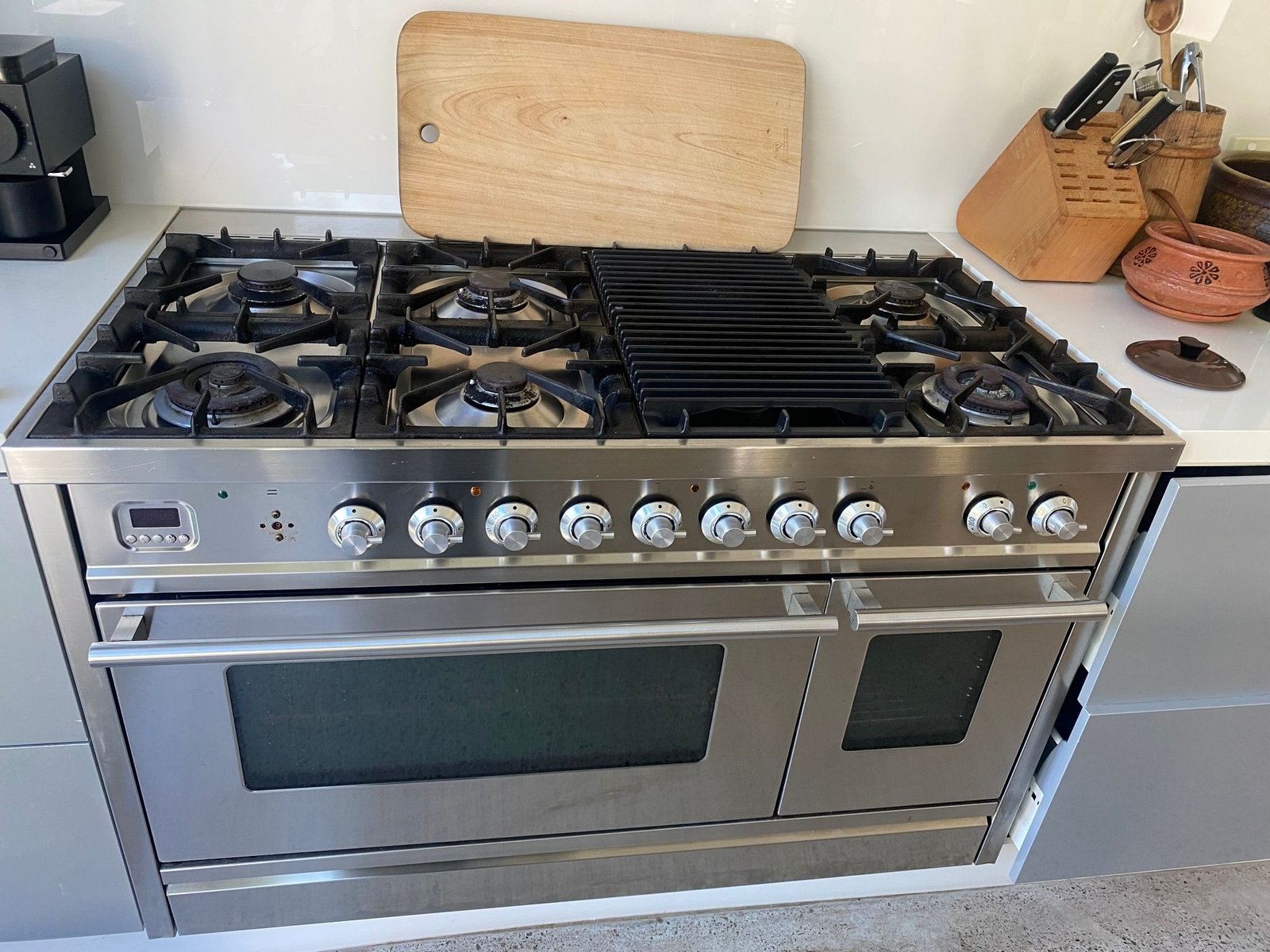 Image hover effect image