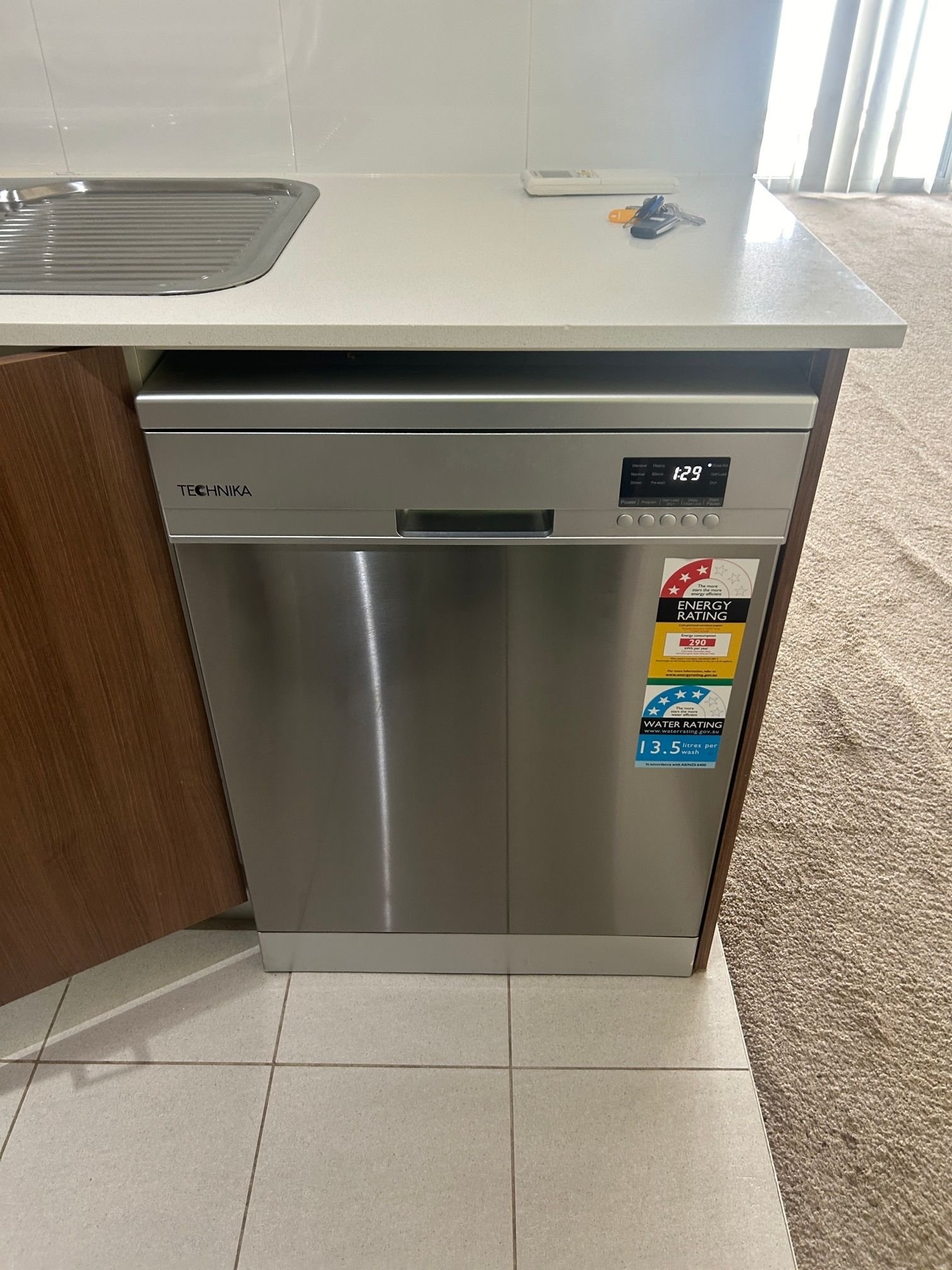 Image hover effect image