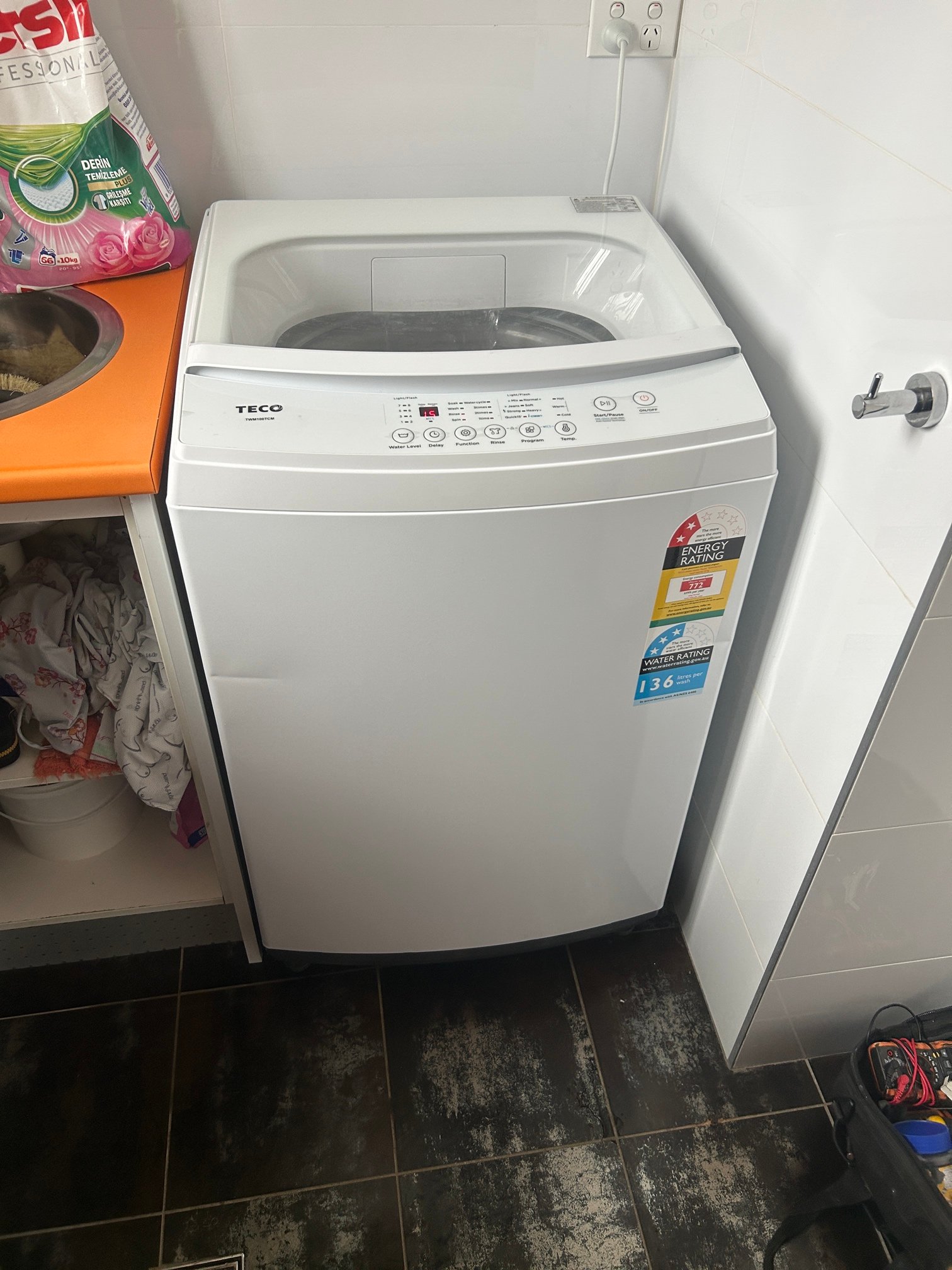 Image hover effect image